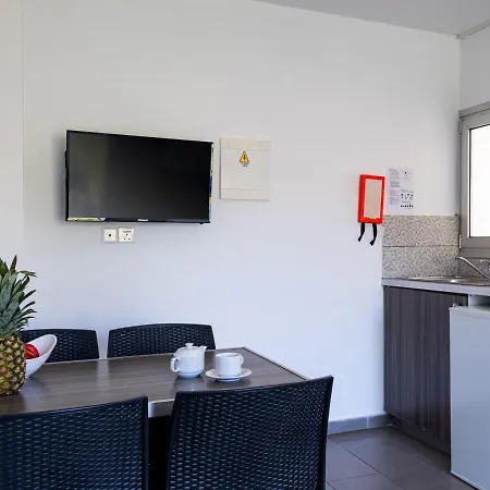 Modern And Cosy Vacation Flat With Balcony In Sunny Ayia Napa All Yours * أيا نابا